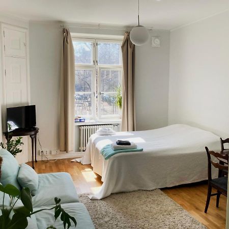 Bright One-Room Studio In The Heart Of Kallio Helsinki Eksteriør billede